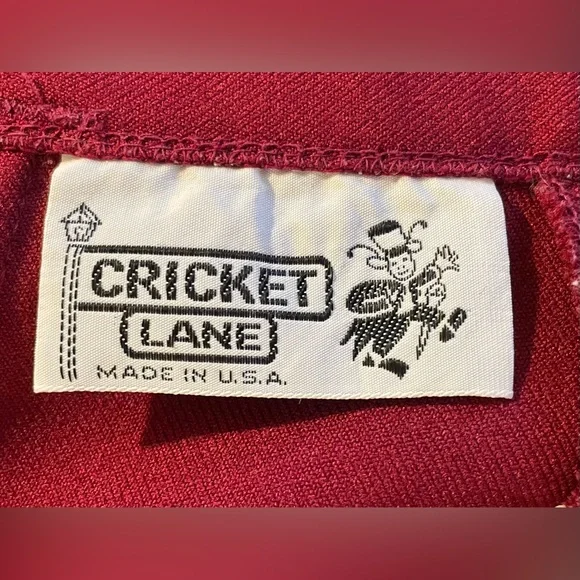 Burgundy Kick Pleat Skirt - Picture 3 of 4